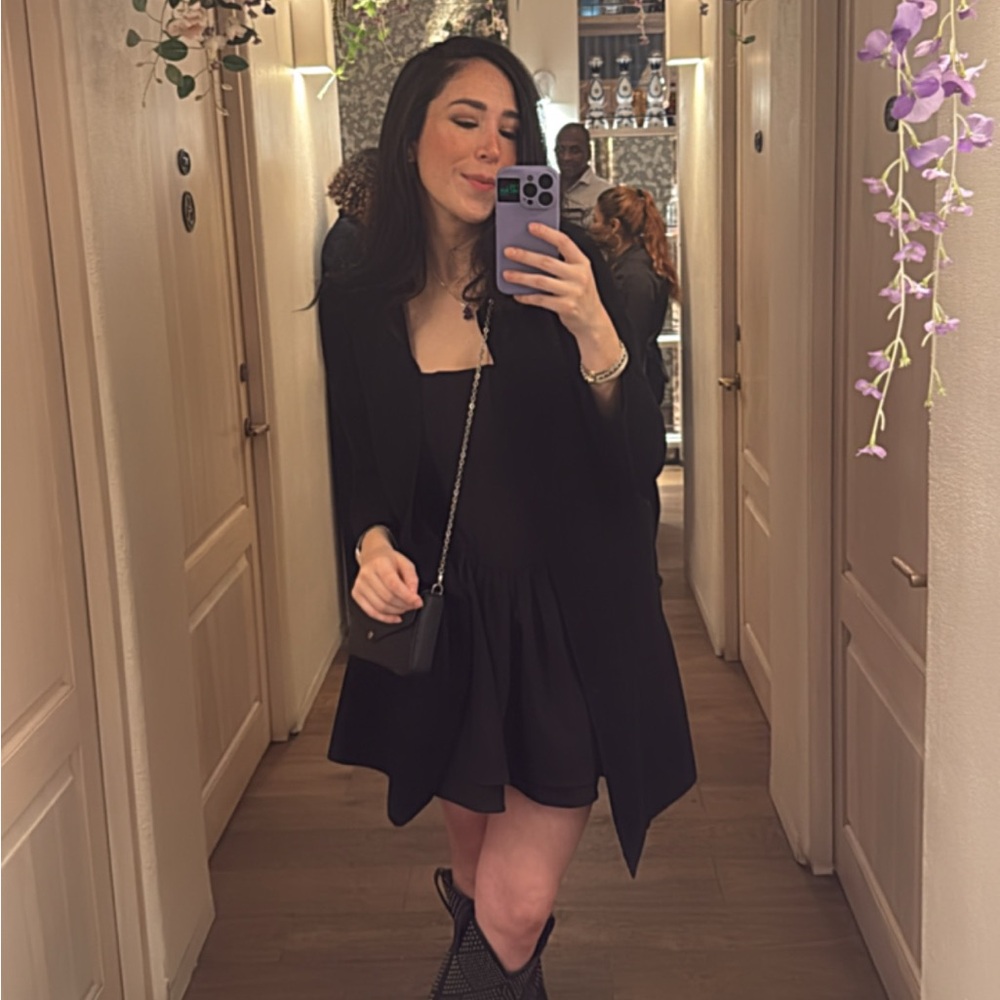 Meet your Posher, Maria camila